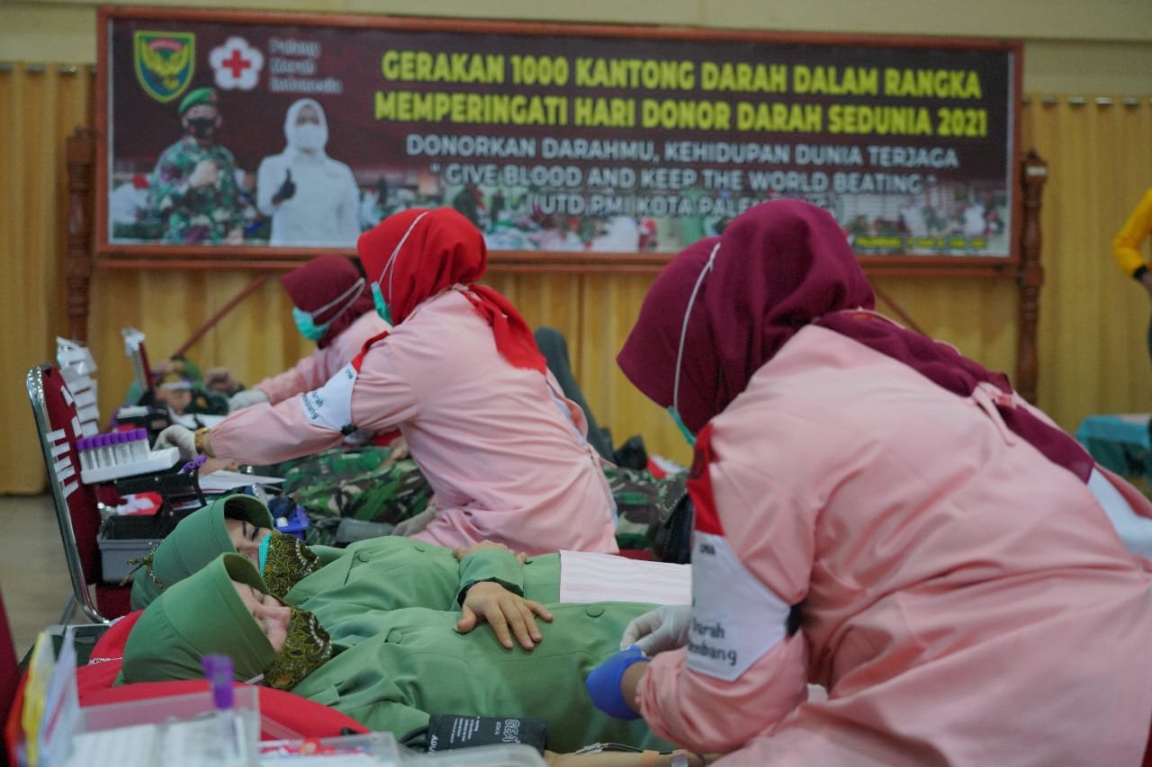 Bakti Sosial (Baksos) Donor Darah, Kamis (17/6/2021) bertempat di Gedung Sudirman Makodam II/Swj Jln. Jenderal Sudirman KM. 2,5 Palembang