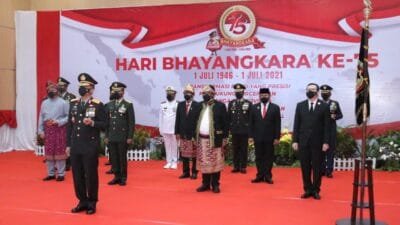 Kasdam II/Sriwijaya Hadiri Upacara HUT Ke-75 Bhayangkara