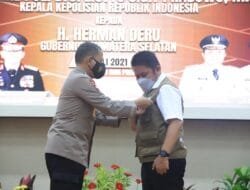 Herman Deru Satu-Satunya Gubernur Penerima Penghargaan Pin Emas Kapolri