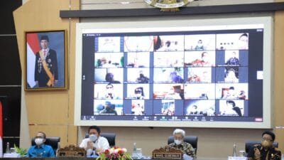 Herman Deru Instruksikan Bentuk Tim Perumus Perda dan Pergub Tentang Pendidikan di Masa Pandemi