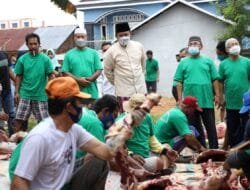 Dari Masjid Ke Masjid, Herman Deru Pastikan Panitia Kurban Patuhi Prokes Covid-19