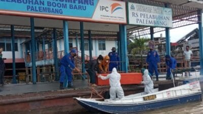 Tindak lanjut Ditpolairud Polda Sumsel terkait Pelatihan dan Pemulasaran jenazah Covid-19, Minggu (12/7)