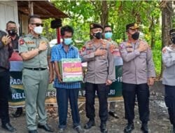 Door to door Penyerahan Bantuan Masyarakat Isoman