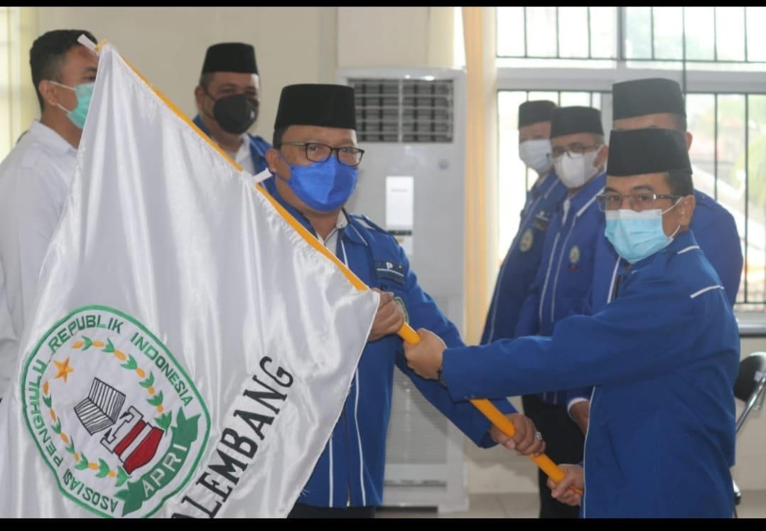 Kepala Kantor Kementerian Agama (Kakankemenag) Kota Palembang, H. Deni Priansyah S.Ag,  resmi mengukuhkan Pengurus APRI Kota Palembang
