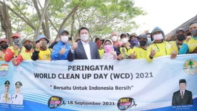 Herman Deru Bangga Atas Gerakan Bebaskan Bumi dari Sampah