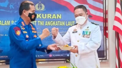 Serbuan Vaksinasi Dosis pertama dan kedua, di Posmat TNI AL, 1 Ilir Palembang, Kamis (9/9/2021)