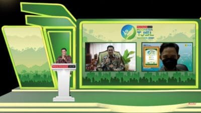 PLN mendapatkan Penghargaan Best TJSL 2021 with Outstanding Program in Local Community Basic Needs Support, Kategori pelaku industri energi, minyak dan gas.