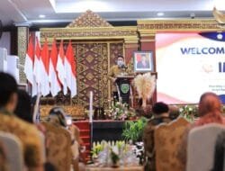 Herman Deru: Dokter Harus Siap Layani Masyarakat