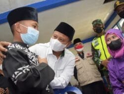 Vaksinasi Santri, Panglima Santri Tinjau Vaksinasi di Miftahul Ulum