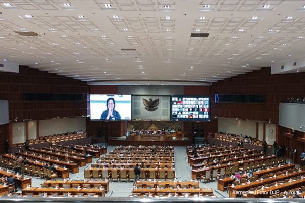 Sidang Paripurna DPR RI ketujuh, Kamis (07/10/2021).