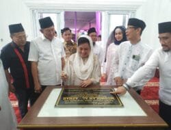 Terharu, Hj Lucianty Resmikan Mushola Rp 1 M di Plakat Tinggi Muba