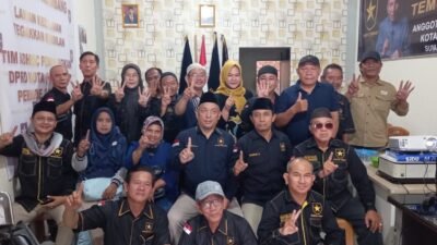 Wujud Syukur, DPD Partai Ummat Palembang Gelar Potong Rambut