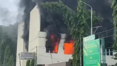 Akibat Puntung Rokok, Gedung Polsri Terbakar