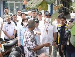 Wawako Tinjau Sekolah RSI School Palembang Drainase Bakal Dibongkar