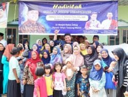 Herman Deru Tinjau Fasilitas  Masjid  Perumahan Tanjung Wahid Talang Kepuh