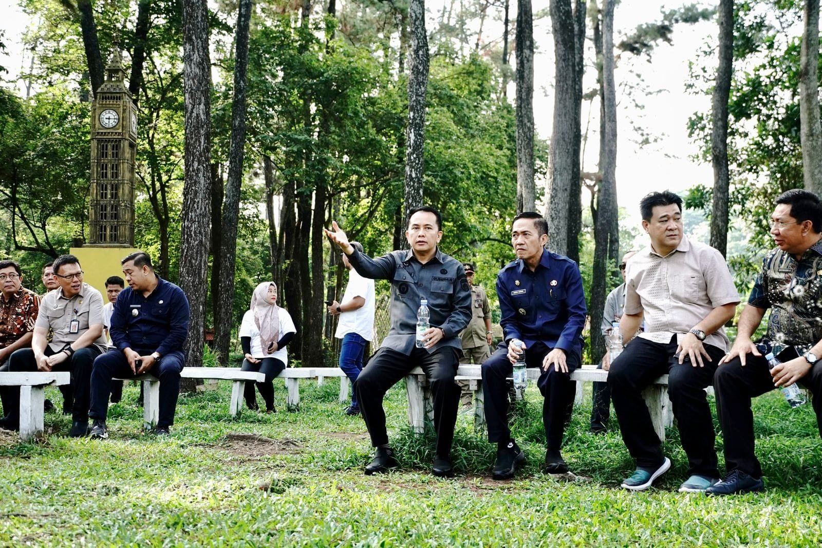 meninjau Taman Wisata Alam Punti Kayu, Palembang, Sumatera Selatan, Jumat (29/12/2023).