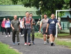 Danrem 044/Gapo Olahraga Bersama Prajurit TNI