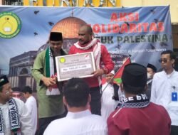 SIT Al Furqon Palembang Donasi Dana  Warga Palestina