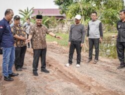 Respon Keluhan Warga Soal Jalan Rusak, Pj Bupati Apriyadi Datangi Developer Perumahan di Sekayu
