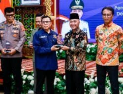 PWI Sumsel Nobatkan Pj Bupati Apriyadi Birokrat Peduli Pers