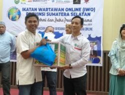 IWO Sumsel Kembali Berbagi Bingkisan Lebaran Kepada Puluhan Wartawan Jelang Idul Fitri 1445 H