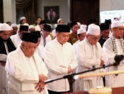 Salat Tarawih Berjamaah, Pj Gubernur Agus Fatoni Ingatkan Masyarakat Jaga Iklim Kondusif di Sumsel