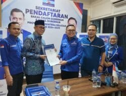 Hadir DPD Demokrat, Heri Amalindo Daftarkan Bacagub Sumsel 2024
