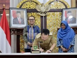 Tingkatkan Layanan Bidang Kesehatan, Pj Gubernur Agus Fatoni Teken MoU Jejaring Pengampuan Layanan Prioritas Rumah Sakit