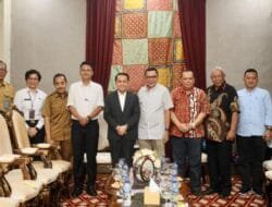 Pj Gubernur Agus Fatoni Bangga Ditawari Jadi Dosen pada Program Doktor dan Magister FISIP Unsri