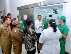 Pj Gubernur Sumsel Agus Fatoni Dampingi Presiden Jokowi Tinjau RSUD Rupit Musi Rawas Utara