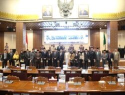 Sekda SA Supriono Sampaikan Jawaban Gubernur Tanggapi Pandangan Umum Fraksi DPRD Sumsel terhadap Raperda Pertanggungjawaban APBD TA 2023