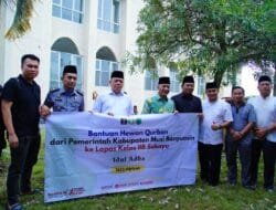 Jelang Hari Raya Idul Adha 1445 H, Pemkab Muba Serahkan Bantuan Hewan Kurban