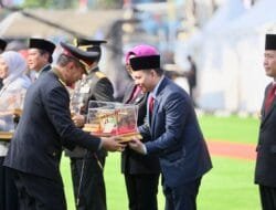Pj Gubernur Sumsel Elen Setiadi Terima Penghargaan dari Kapolri