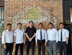 Ratu Dewa-Prima Salam Berikan Kejutan Jelang Penutupan Pendaftaran KPU
