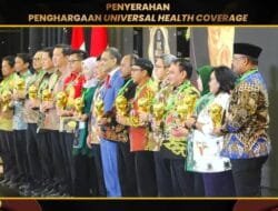Wapres Ma’ruf Amin Berikan Penghargaan UHC Awards kepada 493 Kepala Daerah