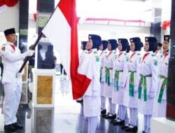 Pj Bupati H Sandi Fahlepi Kukuhkan 75 Anggota Paskibraka Muba Tahun 2024