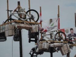 Sekda Sumsel Resmi Buka Event “Sumeks Panjat Pinang 79 Pohon” di OPI Mall Jakabaring