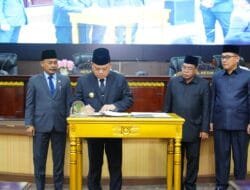 Pj Bupati dan DPRD Muba Tandatangani Berita Acara Persetujuan Bersama RAPBDP Kabupaten Muba TA 2024