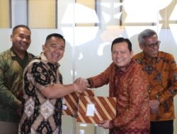 Pj Gubernur Sumsel Elen Setiadi Teken MoU Pengembangan Kawasan Sawah Rawa Pasang Surut sebagai PSN