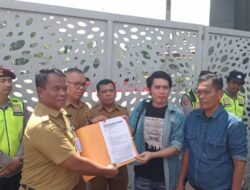 Massa dari Tiga Organisasi Tolak Rotasi Jabatan di Pemprov Sumsel