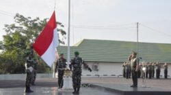 Kasrem 044/Gapo Pimpin Upacara Bendera HUT ke-79 TNI