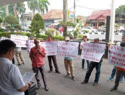Massa CACA Sumsel Desak Pj. Walikota Palembang Tindak Dugaan Pungli di UPTD PKB