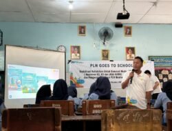 Kenalkan Layanan PLN Super Canggih kepada Generasi Muda SMAN 1 Lahat