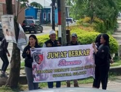 Aksi Jumat Berkah GBR Sriwijaya: Berbagi Nasi Kotak untuk Warga Kurang Mampu