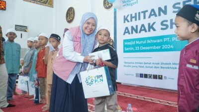 YBM PLN UID S2JB Gelar Khitanan Massal untuk 200 Anak Yatim dan Dhuafa