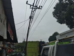 PLN Indralaya Gerak Cepat Pulihkan Listrik Akibat Truk Terguling di Tebing Gerinting