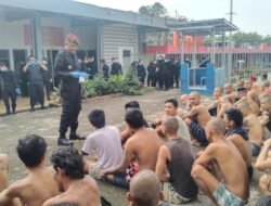 Karutan Kelas I Palembang Gelar Razia di Area Mapenaling Jaga Keamanan dan Ketertiban