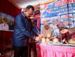 Sekda Sumsel Resmi Membuka Bazar UMKM dan Pasar Murah di HUT Ke-21 OKU Timur