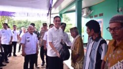 Pemkab OKI dan PT Sampoerna Agro Salurkan Bantuan untuk Warga Terdampak Banjir di Pematang Panggang