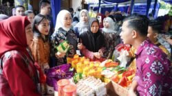 Feby Deru Resmi Buka Kriya Sriwijaya Ramadhan Sale dan Operasi Pasar Ramadhan 2025